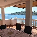 House Dragi Holiday home