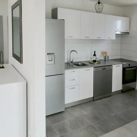 House Dragi Feriehus Žirje