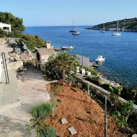 House Dragi Feriehus Žirje