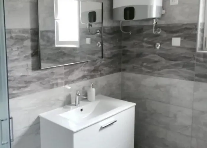 Vakantiehuis House Dragi *